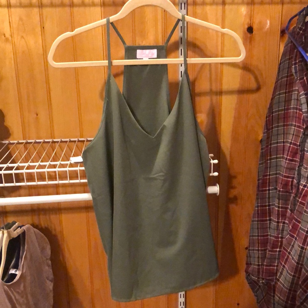 flowy tank